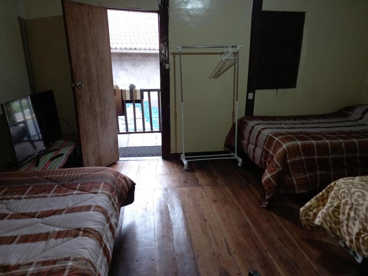 Montano Camping & Hostel Baños Exteriér fotografie